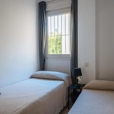 Piso Familiar Virgen Del Rocio Apartment